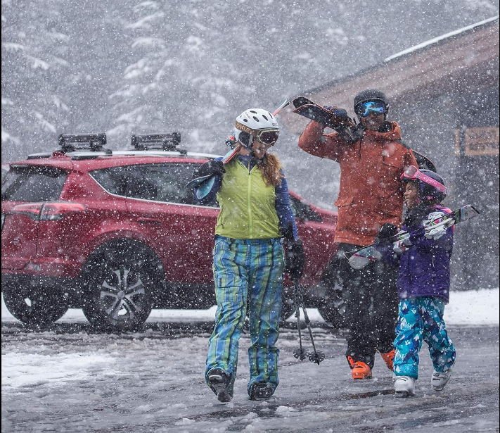 Universal Car Roof Rack for 6 Ski Pairs or 4 Snowboards - OMOTOR