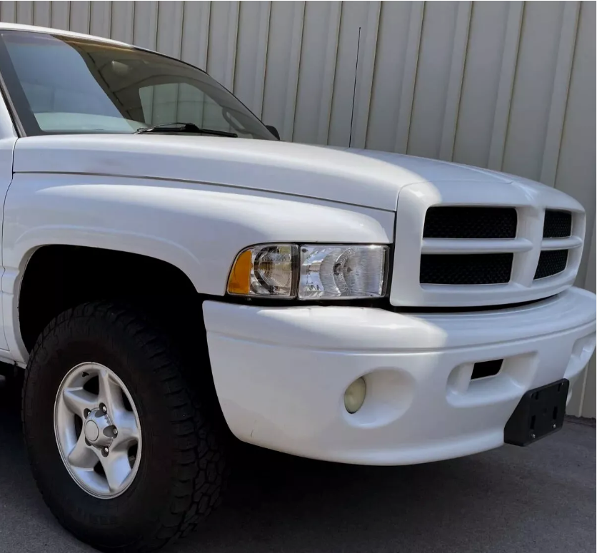 Fits 1999-2001 Dodge Ram 1500 2500 3500 Sport Clear Headlights Corner Lamps L+R - OMOTOR