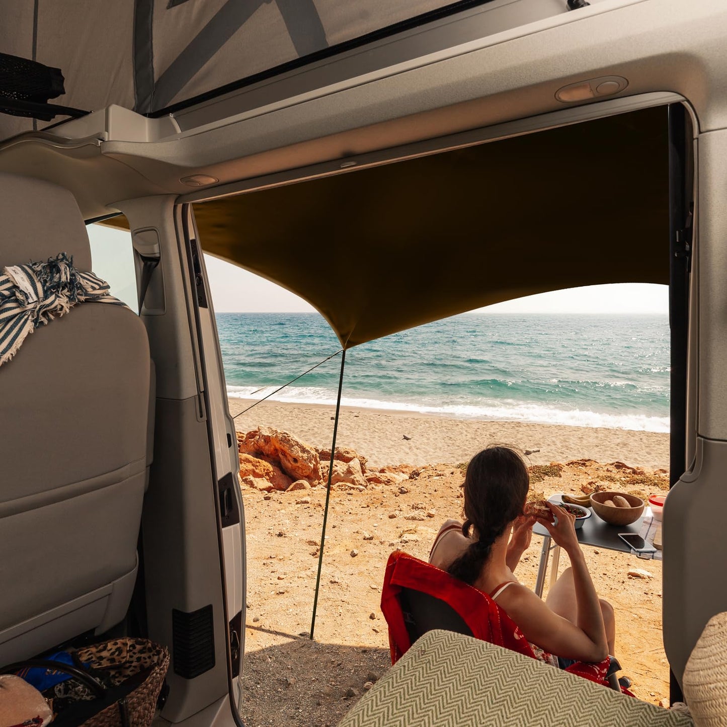 19x9.8ft Retractable Car Awning with Blackout Coating for Vehicle/Truck/Jeep/SUV/Van